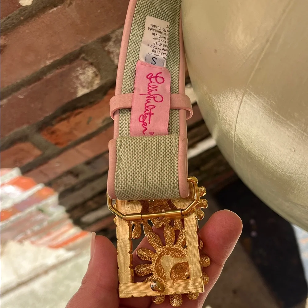 Lily Pulitzer Pastel Green & Pink Canvas Belt with Gold Floral Buckle size small - Picture 4 of 4